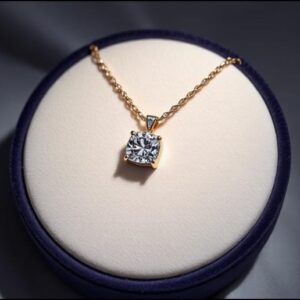 Neckles In Gold with Diamond